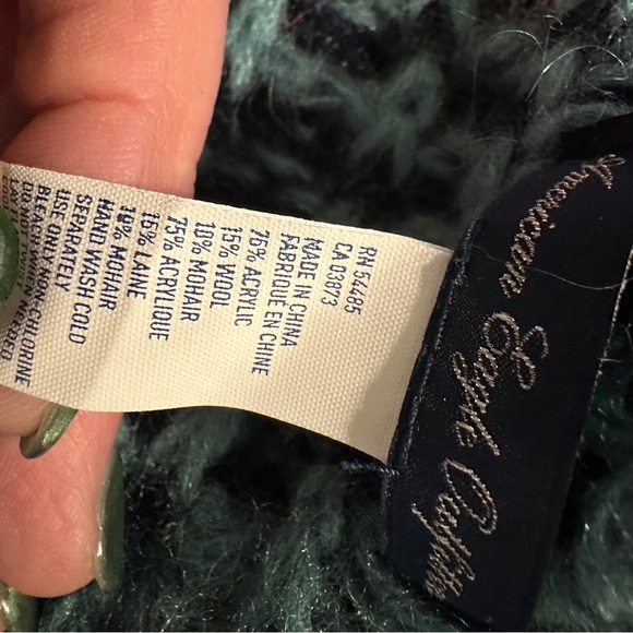 American Eagle scarf and toboggan set!! - Picture 5 of 6